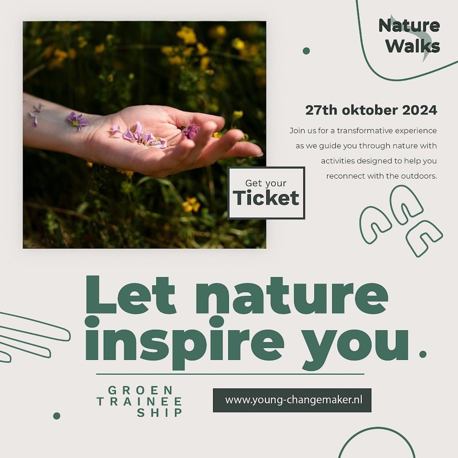 Promo voor de Nature Walks van Groen Traineeship op 27 oktober, met een hand vol bloemblaadjes in de natuur